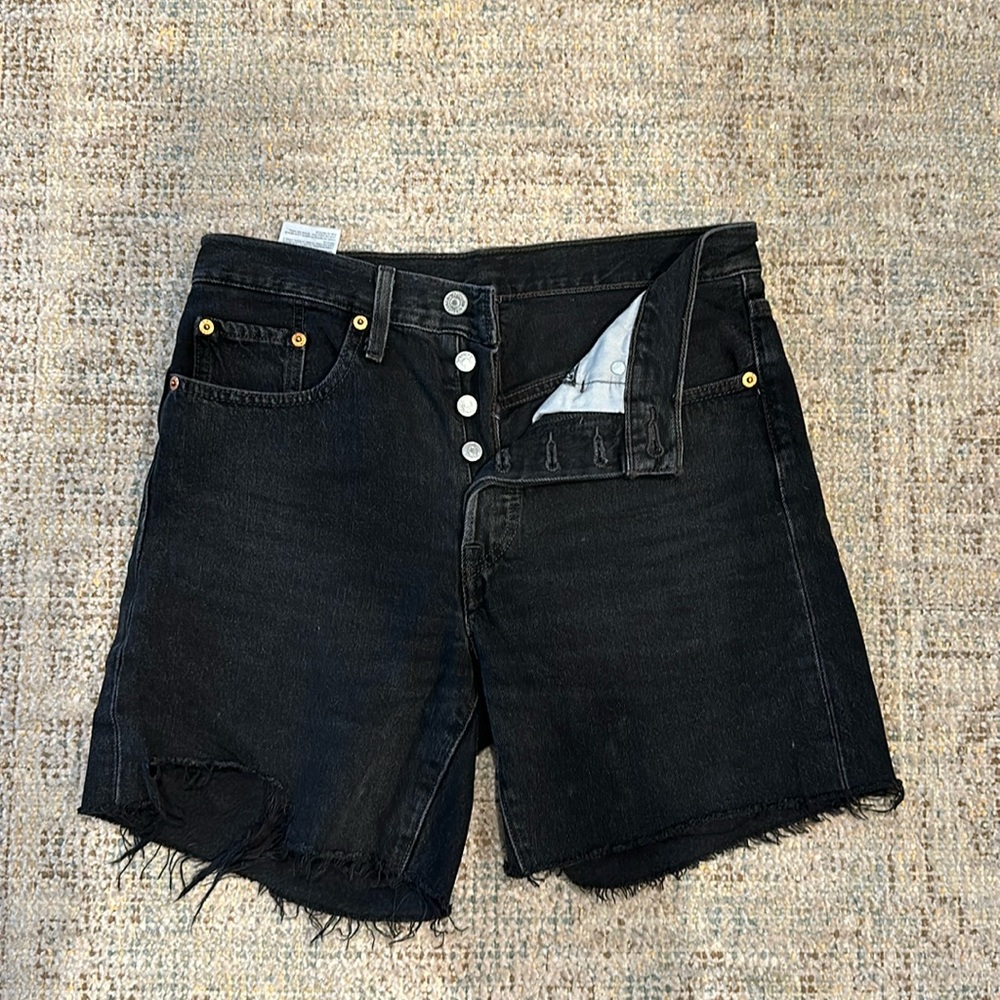 Levi’s 501 Mid Thigh Cutoff Shorts